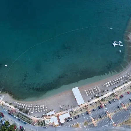 My Dalmatia - Cvita With Shared Pool Apartment