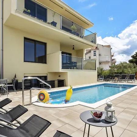 Apartment My Dalmatia - Cvita With Shared Pool *
