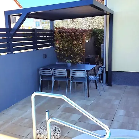 Apartment My Dalmatia - Cvita With Shared Pool Šibenik